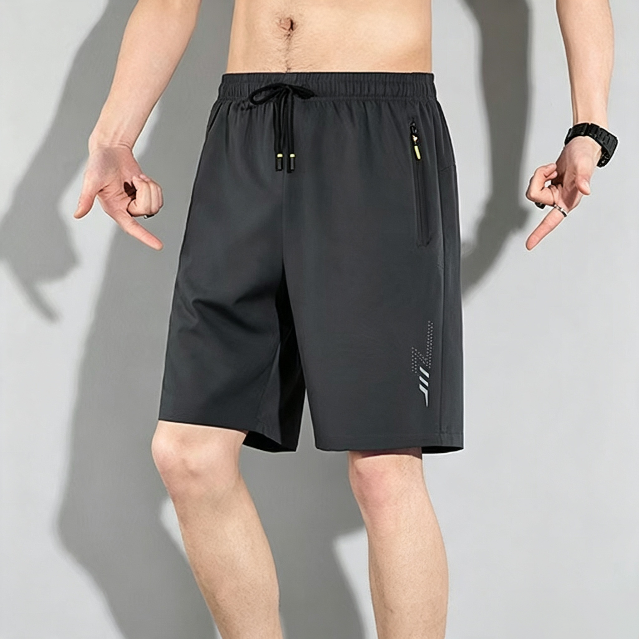 Men's Quick Dry Sports Shorts Elastic Drawstring Waist Athletic Shorts With Zipper Pockets